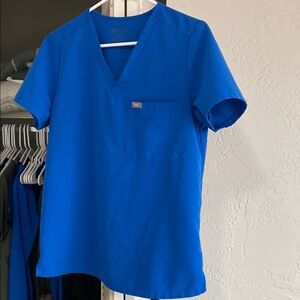 FIGS Catarina scrub top in Royal Blue (size S)